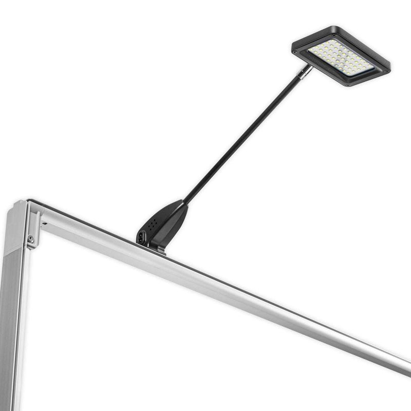 Optional: LED-Strahler, 15 Watt Optional: LED-Strahler, 15 Watt